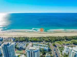 Stunning Beachfront Holiday Unit Maroochydore Maroochydore Area Preview