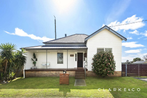 CLASSIC COTTAGE WITH LUXURIOUS INCLUSIONS THROUGHOUT! East Maitland Maitland Area Preview