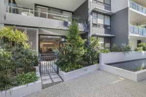 Luxury Apartment In A Stunning Riverside Location West End Brisbane South West Preview