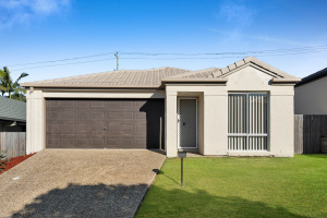 UPDATED AND READY TO MOVE IN Darra Brisbane South West Preview