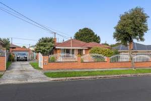 Charming Home in a Tranquil Neighborhood Springvale Greater Dandenong Preview