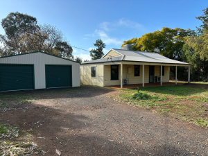 Renovated 3 Bedroom Home Goolgowi Carrathool Area Preview