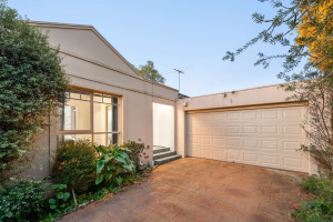 Immaculate Residence in Serene Boutique Setting Burwood Whitehorse Area Preview