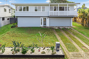 One for the WHOLE Family! Clontarf Redcliffe Area Preview