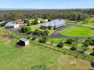 Unrivalled Family Acreage Living South Maroota The Hills District Preview