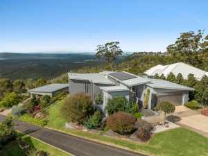 Tranquil Masterpiece with Remarkable Views and Eight Car Accommodation Mount Lofty Toowoomba City Preview