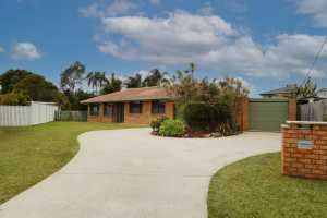 QUIET AND IDEALLY LOCATED Golden Beach Caloundra Area Preview