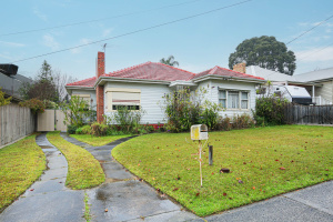 Timeless Charm and Modern Convenience in Burwood Burwood Whitehorse Area Preview