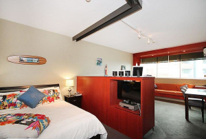 Fully Furnished Studio Apartment with Carpark! Spring Hill Brisbane North East Preview