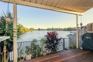 Waterfront Serenity Mountain Creek Maroochydore Area Preview