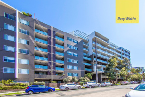 Modern 1 bedroom apartment Homebush Strathfield Area Preview