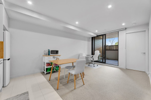 Modern Charm with walking distance to all amenities Burwood Whitehorse Area Preview