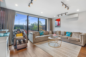 LIVE FASHIONABLY ACROSS TWO APARTMENTS Malvern East Stonnington Area Preview