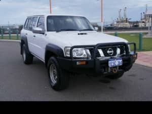 2005 Nissan Patrol  White 4 Speed Automatic Wagon Millers Point Inner Sydney Preview