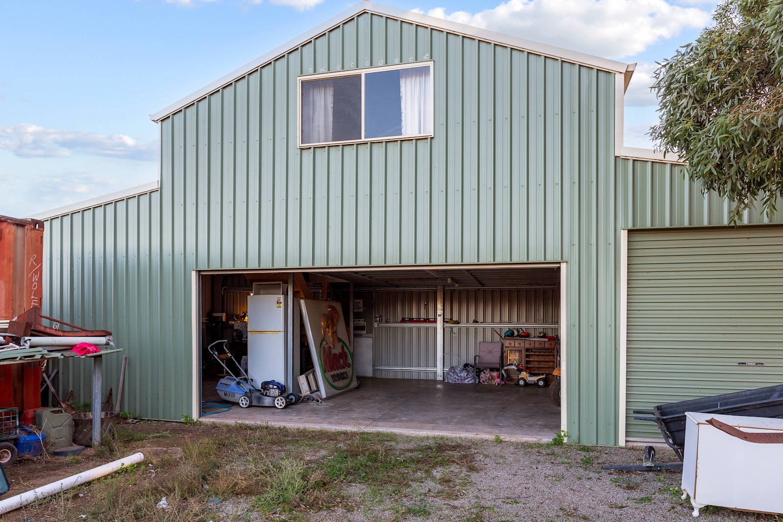 https://gumtreeau-dev-res.cloudinary.com/image/private/t_$_s-l1600/gumtree/a147e1a2-4fea-4882-a2b8-4ae18e2c9786