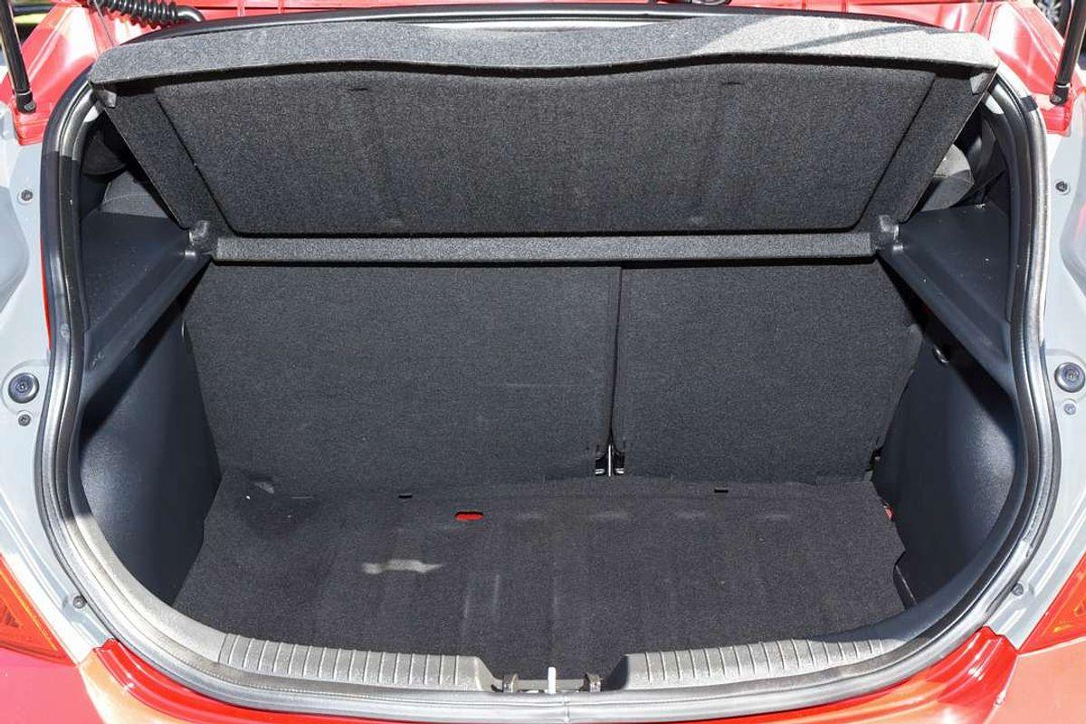 https://gumtreeau-dev-res.cloudinary.com/image/private/t_$_s-l1600/move/37e53162-af33-486f-ba4c-1a5ea6c621ee