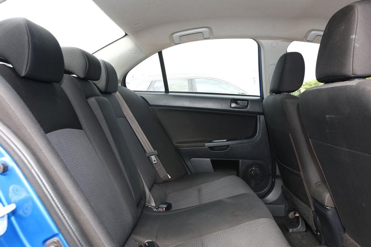 https://gumtreeau-dev-res.cloudinary.com/image/private/t_$_s-l1600/move/5aa33b07-d928-48a8-ad2c-f7fa7c7f88b2