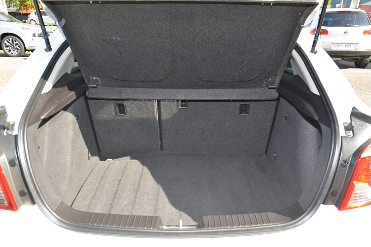 https://gumtreeau-dev-res.cloudinary.com/image/private/t_$_s-l1600/move/ece79df9-e04b-4a75-9116-5972efd96b76